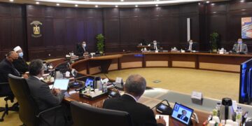 PM asserts need of carrying out projects of industrial partnership initiative