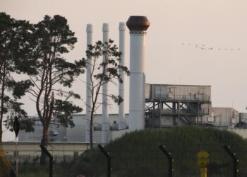 Key gas pipeline from Russia to Europe restarts after break