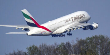 Emirates slams Heathrow Airport’s order to cut flights