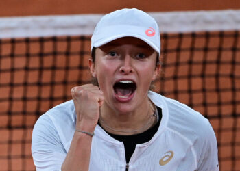 Nadal, Swiatek, Tsitsipas progress at Wimbledon