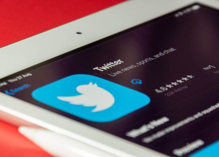 Twitter has announced the launch of a ‘Notes’ function for sharing longer texts.