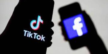 Facebook tweaks app with eye on rival TikTok 1 - Egyptian Gazette Facebook tweaks app with eye on rival TikTok