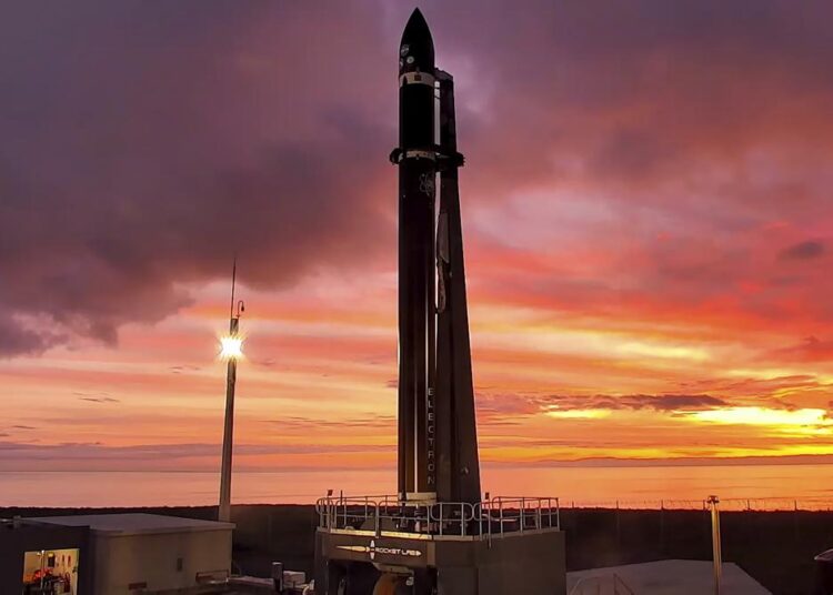 NASA satellite breaks from orbit around Earth, heads to moon 1 - Egyptian Gazette