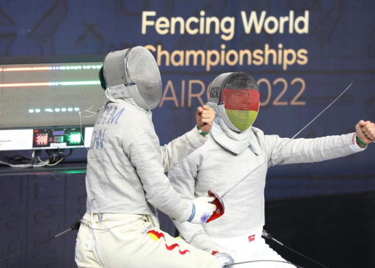 Egyptian men's foil team qualify for round of 16 in Fencing World Championships 1 - Egyptian Gazette