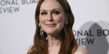 Julianne Moore to lead Venice Film Festival jury