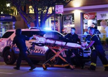 Fourth of July shooter on rooftop kills 6 in Chicago’s Highland Park suburb