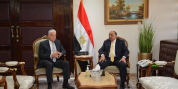 Shaarawi follows up with S. Sinai governor preparations for COP27 in Sharm