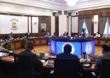 PM tackles steps to promote tourism in Egypt