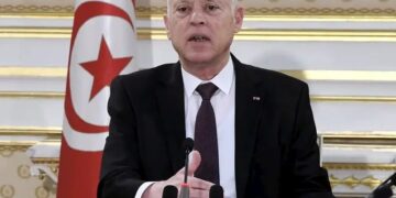 Tunisian presidential decree to publish new draft constitution to public