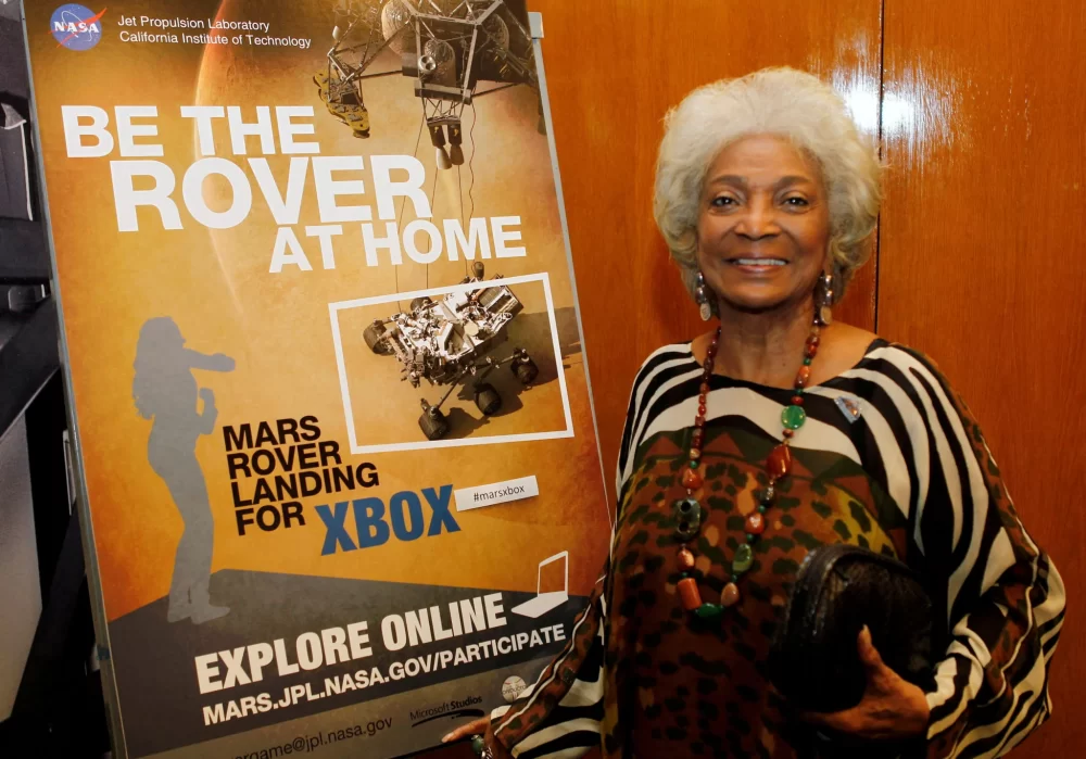 ‘Star Trek’ actress Nichelle Nichols’ ashes headed for solar orbit 2 - Egyptian Gazette ‘Star Trek’ actress Nichelle Nichols’ ashes headed for solar orbit 1 - Egyptian Gazette