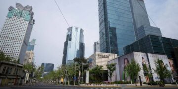 Shanghai to reopen all schools Sept 1 as lockdown fears persist