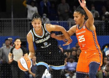 Sun defeats Sky in Game 1 of WNBA semis