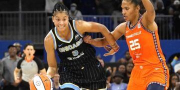 Sun defeats Sky in Game 1 of WNBA semis