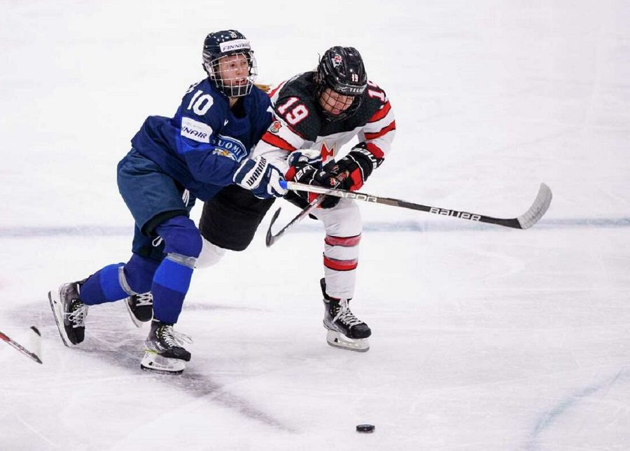 US, Canada open women’s hockey worlds with wins