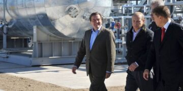 Ex-leader Schroeder sues German Bundestag for removing perks