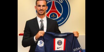 PSG sign midfielder Ruiz from Napoli 1 - Egyptian Gazette PSG sign midfielder Ruiz from Napoli