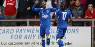 Everton edge Fleetwood in League Cup for first win of season, Fulham out