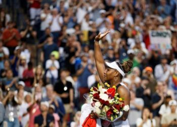 Serena loses to Bencic in first match of farewell tour