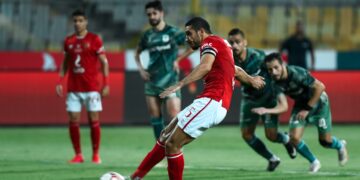 2 late goals secure 3 points for Al-Ahly in Alexandria