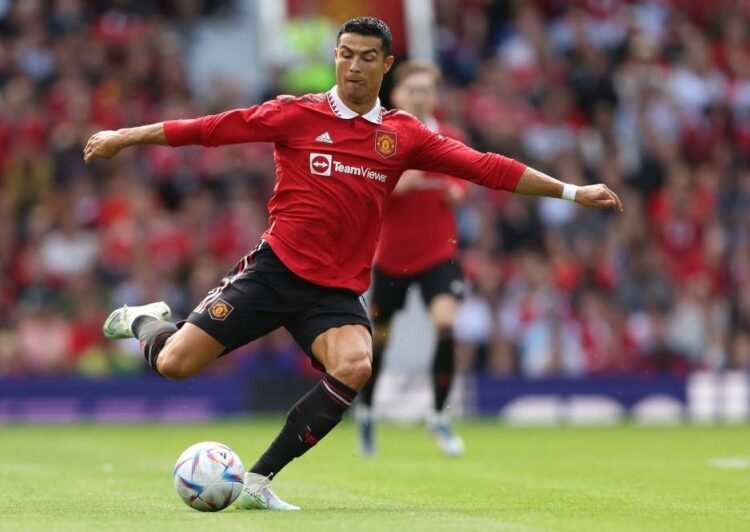 Manchester United must let Ronaldo leave, says Rooney 1 - Egyptian Gazette