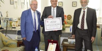 Doctors’ Syndicate team visits EgyptAir 1 - Egyptian Gazette Doctors’ Syndicate team visits EgyptAir