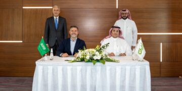 RAYA CX signs strategic partnership agreement with Zain Saudi Arabia