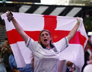England fans erupt as women's side win Euro 2022 final 8 - Egyptian Gazette