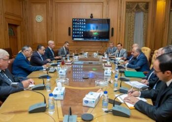 Plan to resume track of building, development in military production sector