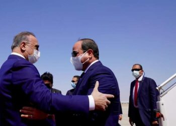 Sisi bids farewell to Iraqi PM at El Alamein Airport