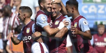 Villa’s Diego Carlos out after rupturing Achilles tendon