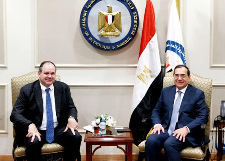 Apache to pump new investments into Egypt's Western Desert: Petroleum ministry 1 - Egyptian Gazette