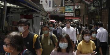 Hong Kong cuts Covid hotel quarantine to 3 days for arrivals 1 - Egyptian Gazette Hong Kong cuts Covid hotel quarantine to 3 days for arrivals