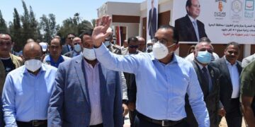 Madbouli inspects projects of governmental complex, family health, youth centres in Wadi El Natroun