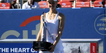 Russian tennis players collect 3 titles at US Open tuneups