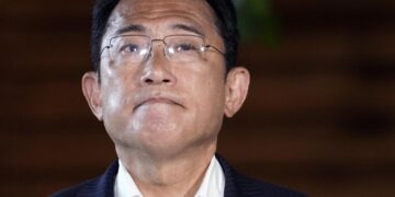 Japan prime minister tests positive for Covid, isolates 1 - Egyptian Gazette Japan prime minister tests positive for Covid, isolates