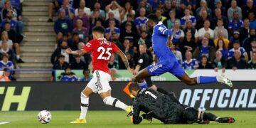 Sancho gives Man Utd win at Leicester