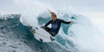 Gilmore claims record 8th surfing title