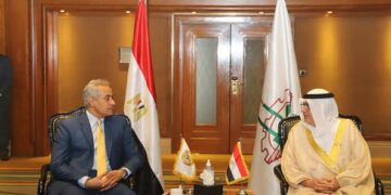 Manpower min. asserts depth of ties between Egypt, UAE