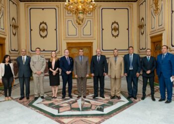 Military production minister, Czech amb. discuss fostering joint co-operation