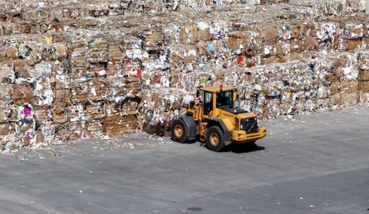 LE55m investments to upgrade Aswan’s waste management mechanism – Min. 1 - Egyptian Gazette