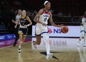 US women win record 27th straight game at World Cup