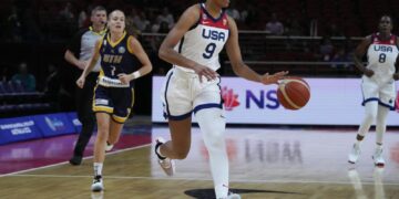 US women win record 27th straight game at World Cup