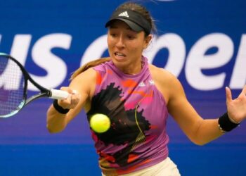 Pegula reaches US Open quarters, Nadal stunned