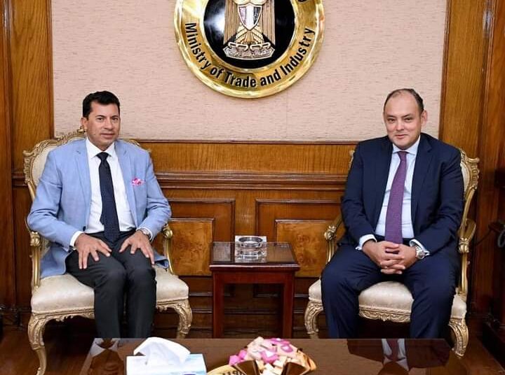 Sobhi in talks over providing all forms of support to youth 1 - Egyptian Gazette