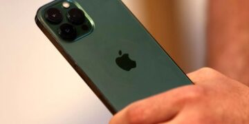 Brazil orders Apple to suspend iPhone sales without charger 1 - Egyptian Gazette Brazil orders Apple to suspend iPhone sales without charger