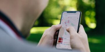 Google adds visual flair to search and maps to draw youth
