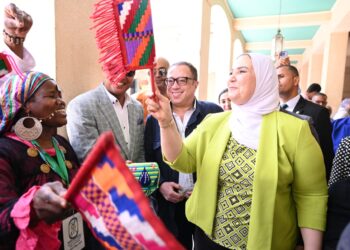 People with special needs display artwork