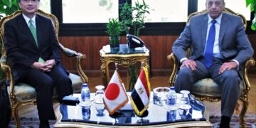 Bid to expand co-operation in air transport  with world countries