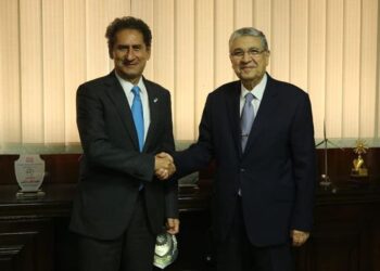 Electricity min., IRENA officials discuss COP27 preparations