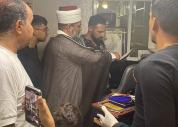 Israeli forces detain Al Aqsa Mosque director